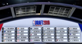 库里格林致敬乔丹，詹姆斯荣登NBA历史第一人